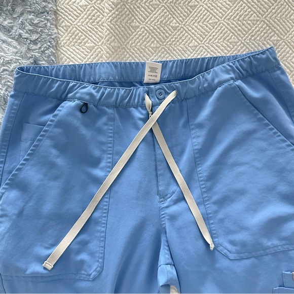 Figs 2pc Set Top&Pants - Picture 12 of 15